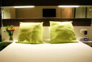 Hotel Western Le Montparnasse París